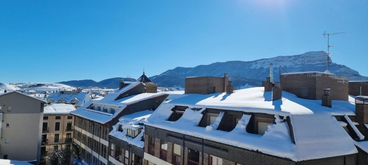 哈卡Flor De Nieve公寓 外观 照片